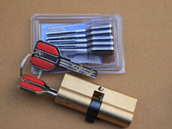 安国24小时上门开锁公司